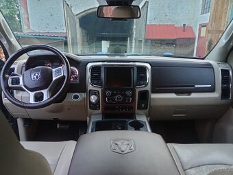 Dodge RAM 1500 - 14