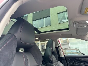 MG EHS PHEV Luxury 1.5 190kW AUT. Panorama Full LED Kamera - 14