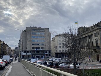 Prestižní kancelář Palác Merkur,  v centru Prahy, ul. REVOLU - 14