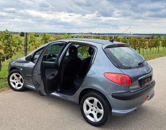 Peugeot 206 1.4 55KW/75 koní R.V.01/2006 - 14