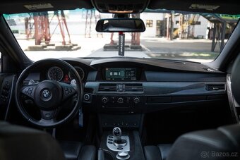 BMW M5 E60 V10 - 14