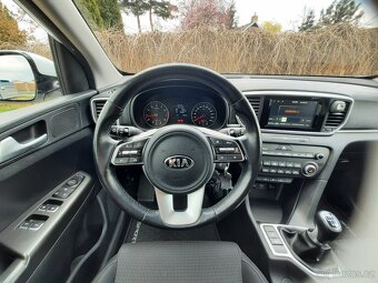 Kia Sportage 1,6 GDi, koupeno ČR,  1. majitel, 75.600 km - 14