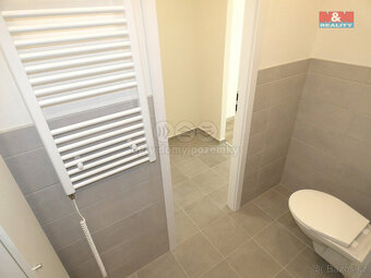 Prodej bytu 1+kk, 31 m², Ostrava, ul. Petruškova - 14