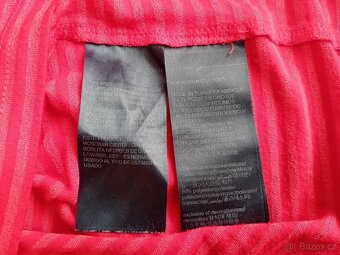 Tommy Jeans dámské tričko vel. M - 14