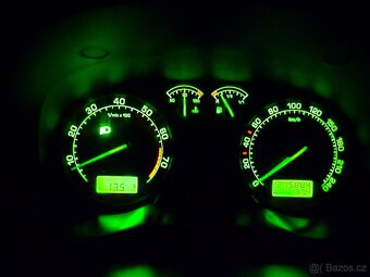 Škoda Octavia 1.6 75kw,Nová STK, 215tkm,2.maj, Pěkný stav - 14