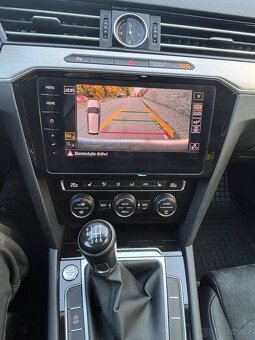 VW Passat B8 Combi 2.0 TDI - 1.majitel - Virtual - Full LED - 14