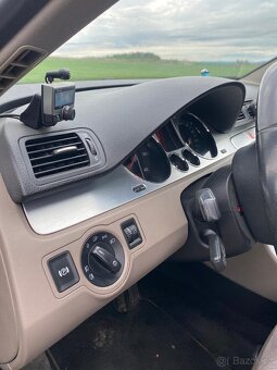 VW B6 combi variant 2.0 TDI - 14
