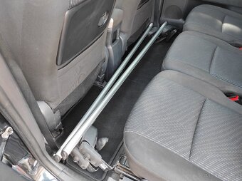 Toyota Verso 1.8 VVTi VÝBAVA ČR 2.MAJ. SERVIS 146 tis. km - 14