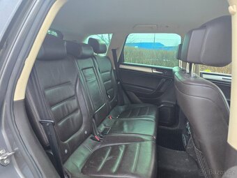 Volkswagen Touareg 3.0 tdi - 14