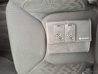 RENAULT CLIO GRANDTOUR 1.2 LIMITED 2018 - 14