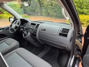 VW Caravelle 1.9TDI 77kW,1.maj.165tis.km,9.míst,tažné,servis - 14