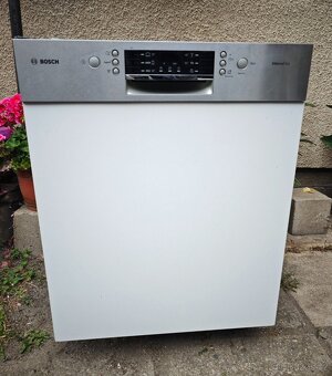 Bosch na 13sad nádobí, spotřeba eko 9,5l na cyklus - 14