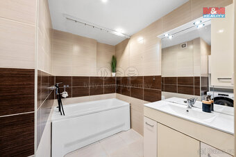 Prodej bytu 2+1, 63 m², Děčín, ul. Kosmonautů - 14