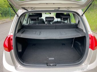 Kia Venga 1,4i 65000KM - 14