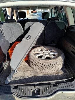 Ford S-max - 14