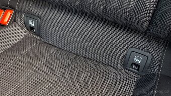 ŠKODA Superb 3 facelift Style 2.0Tdi 110kW manuál - 14