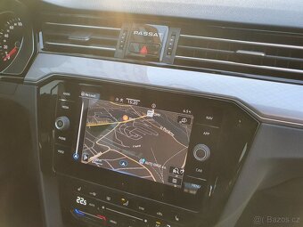 VW Passat B8 Variant 2.0TDI 110kW R-line - záruka Autodraft - 14