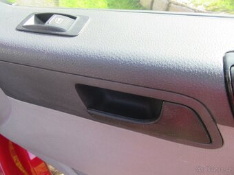 VW TRANSPORTÉR 2.0 TDi 132kw r.v.2010 9míst - 14