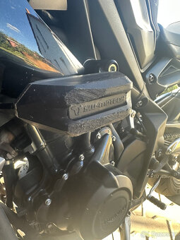 Triumph Street Triple 675 2014 | Nové pneu S22, QuickShifter - 14