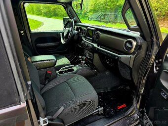 Jeep Wrangler Sport JL, 35" Pneu, 3,6 V6, DPH, NEBOURANÉ - 14