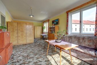 Prodej rodinné domy, 180 m2 - Hostinné - 14