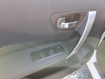 Nissan Qashqai 2.0 dCi Connect Navi 4x4 - 14