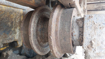 BULDOZER NEW HOLLAND D 180, ROK 06-5900 MTH - 14