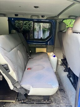 Renault Trafic Passenger 6 míst 2,0dci 84kw spací vestavba - 14