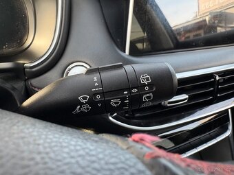 MG eHS 1,5 TGi Carplay,DPH, ACC - 14