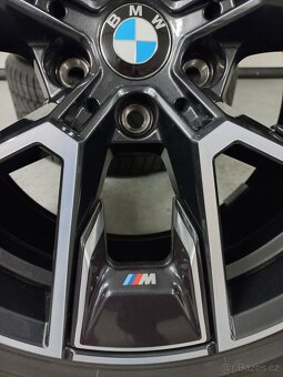 BMW 4 G26 i4 zimní sada M858  Goodyear 245/45 R18 TOP stav - 14