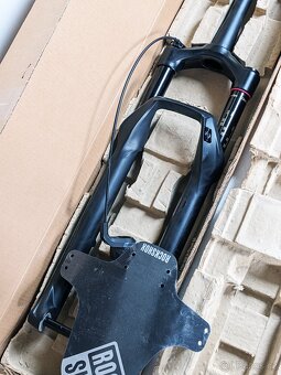 RockShox Recon Gold RL 29'' boost, zdvih 130mm - 14