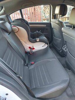 Renault Laguna 2011 - 14
