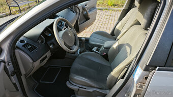 Renault Megane 2 (1.6 16v, 83kW, r.v. 2005 – STK do 10/2026) - 14