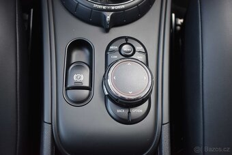 Mini Countryman COOPER S 2.0 141kW 4x4 SERVIS MINI ČR - 14