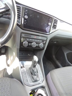 Golf Sportsvan HL 1,5 TSI EVO 7 DSG. Rok výroby 2020. STK do - 14