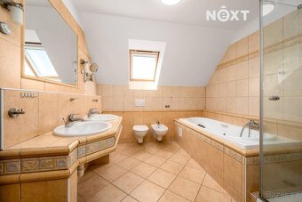 Prodej Rodinný dům, 250㎡ - 14