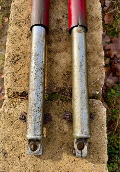 CZ 125 175 250 kývačka - přední tlumiče - 14