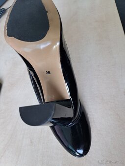 Obuv -různé velikosti - 14