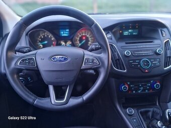 Ford Focus 1.0 EcoBoost 92kw. Rok: 2/2017 . 122423km. - 14