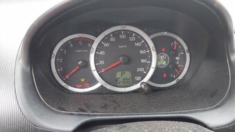 Mitsubishi L200 2.5 Diesel 131 kW – automat, 4x4 - 14