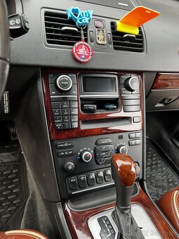 Volvo XC90, 2,4 D,147 kw, 7mís,2011, koupeno v ČR, EXECUTIVE - 14
