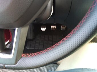 Škoda Roomster 1.2 TSi MODEL NOIRE - 14