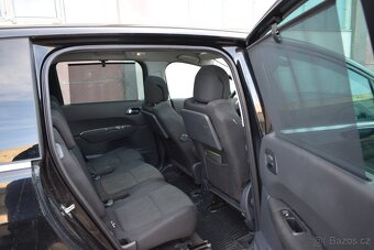 Peugeot 5008 1.6 HDi/PANORAMA/MANUÁL/2009/ - 14
