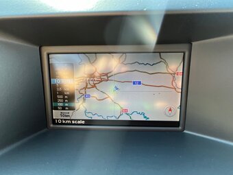 Volvo XC60 Automat 4x4 2008 D5 2,4D 136KW - 14