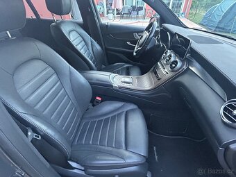 Mercedes-Benz GLC 300 195kw 4MATIC 9g r.v. 2019 ČR 1maj DPH - 14