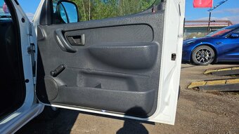 Peugeot Partner 1.4i, r.v. 2006, po STK do 3/2027 - 14