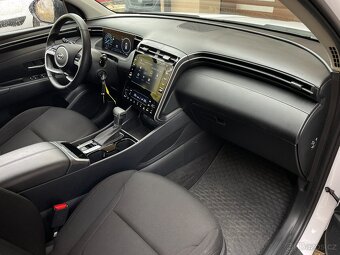 Hyundai Tucson 1.6 benzín 110kw. 1 majitel ČR. Rv.24. - 14