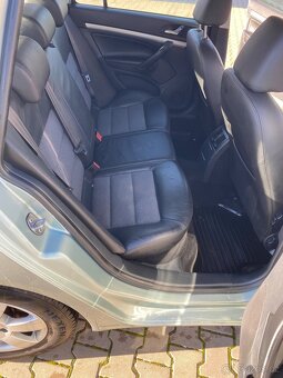 Škoda Octavia 2 2.0 TDi Combi - 14