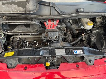 Peugeot Boxer 3.0 HDI valník 7 míst - 14
