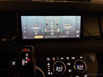 Land Rover Defender 110 3,0D 250 MHEV AWD Offroad paket - 14